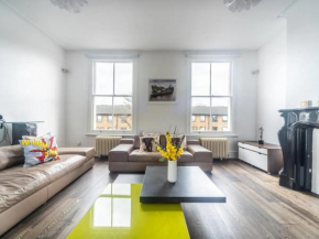 Pass the Keys Stylish 3-Bed Duplex Apartment Near Notting Hill